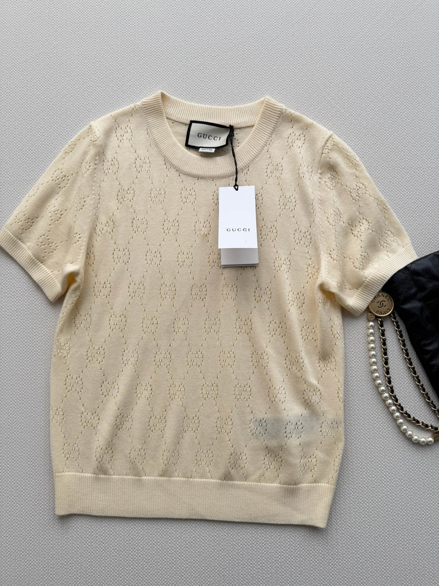 Women's short sleeves